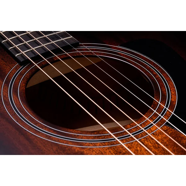324ce Tropical Mahogany - shaded edgeburst top