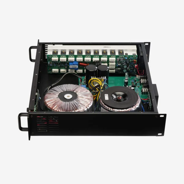 AMP660 Amplificateur de puissance 660 Watts 100 Volts