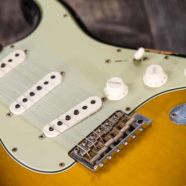 Custom Shop 1959 Stratocaster #R117661 - relic 2-color sunburst