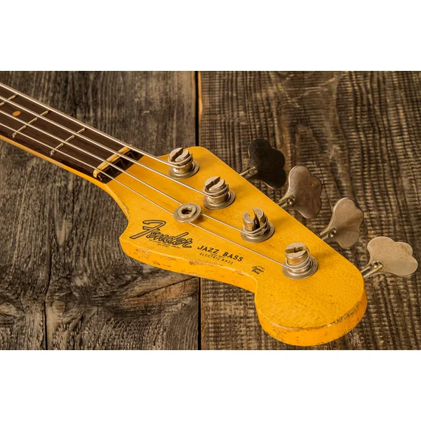 Custom Shop 1961 Jazz Bass #CZ556667 - heavy relic lake placid blue