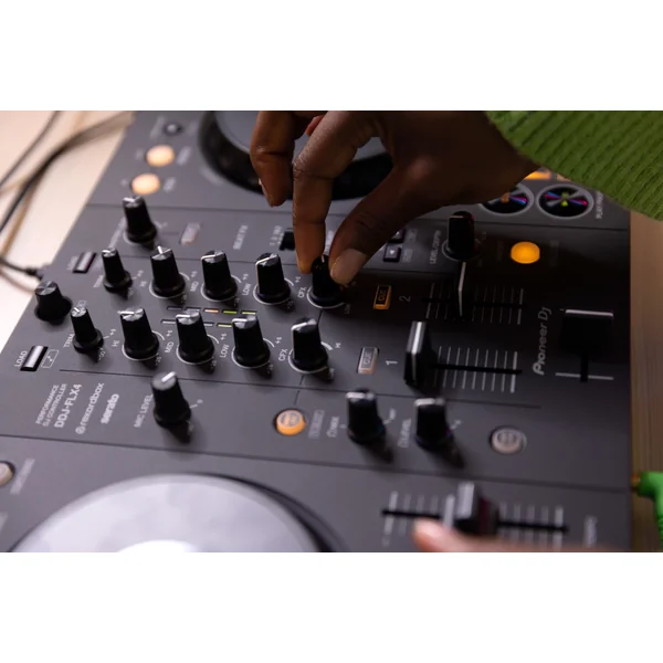 DDJ-FLX4