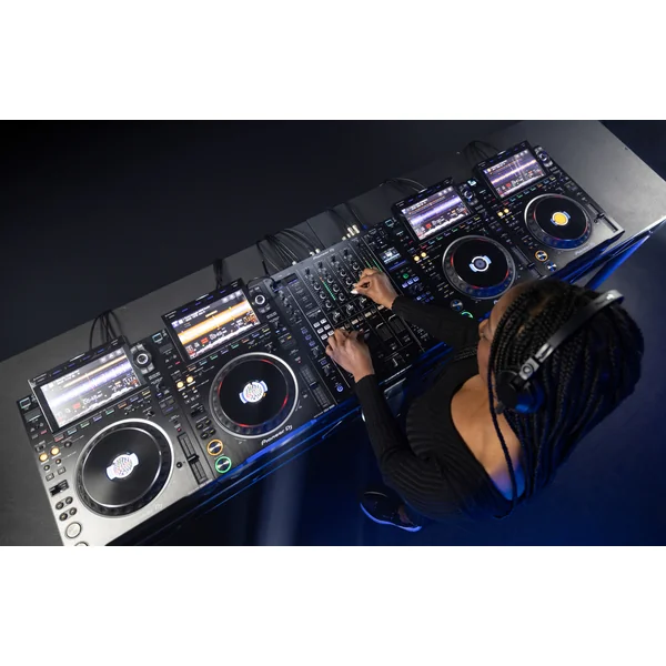 DJM-A9