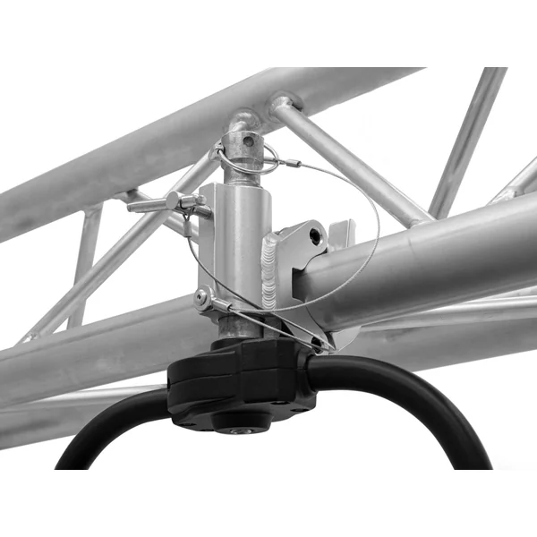 EUROLITE TPTV-1 Coupler silver