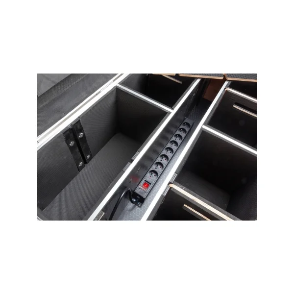 Flightcase pour BTI AKKUBEAMER et BTI AKKUCHROMA Briteq