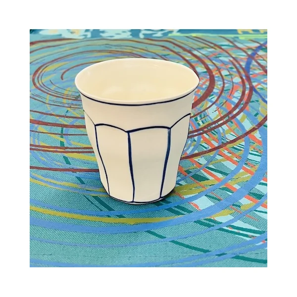 Gobelet de cantine 6,5 cm filet bleu – Jinjin Sun, Atelier Murmur