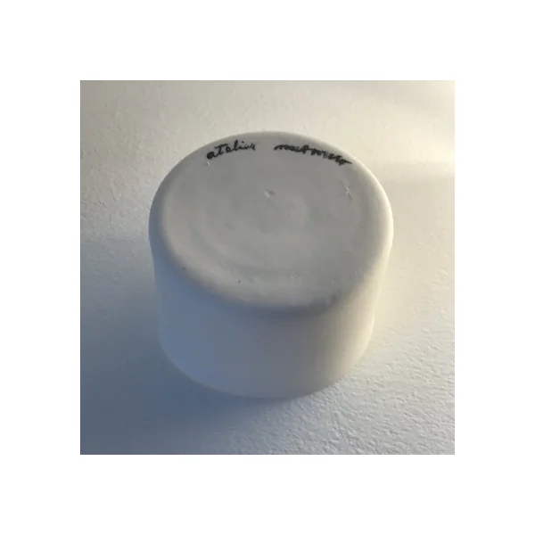 Gobelet rond en porcelaine – Jinjin Sun, Atelier Murmur