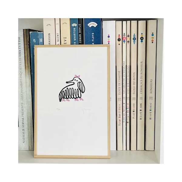 Gravure chien Outfit – Sandrine Péron
