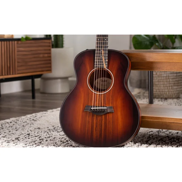 GS Mini-e Koa Plus LH - shaded edge burst