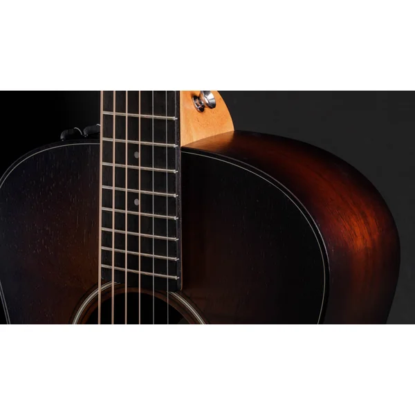 GS Mini-e Koa Plus LH - shaded edge burst