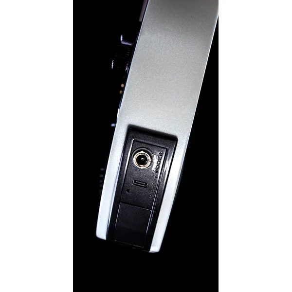 GTRS W800 Wing Series - pearl white