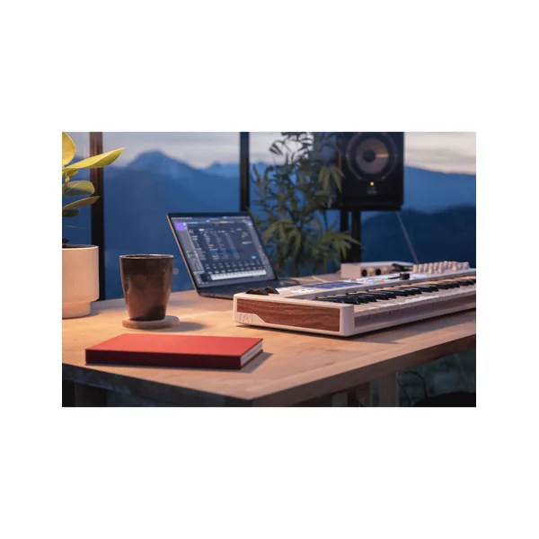 KeyLab Essential 61 Mk3 White