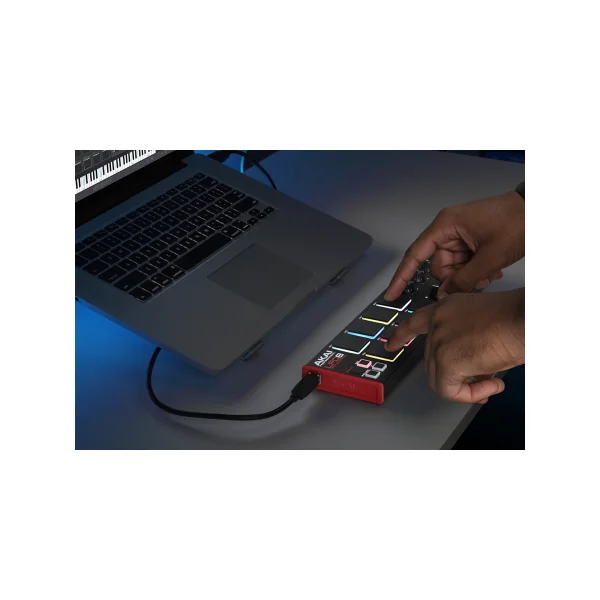 LPD8MK2 AKAI PROFESSIONAL - 8 pads RVB + 8 potentiomètres assignables, contrôleur DAW ultr
