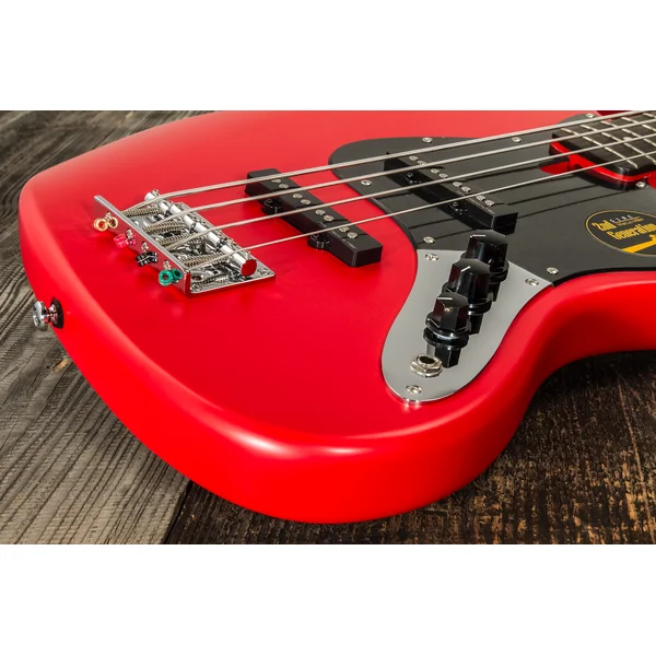 Marcus Miller V3P 4ST - red satin