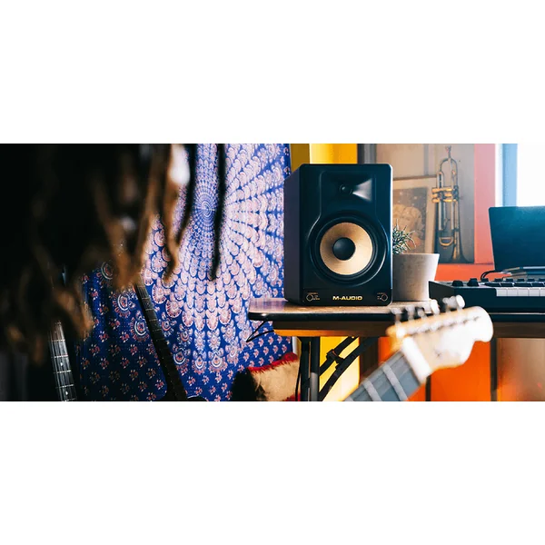 M-Audio Forty Eighty - Enceinte de Monitoring 8" BT avec DSP