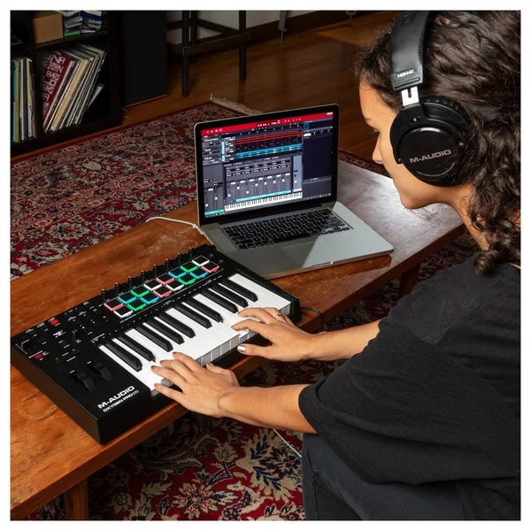 M-Audio Oxygen Pro 25 – Clavier Maître MIDI 25 Touches