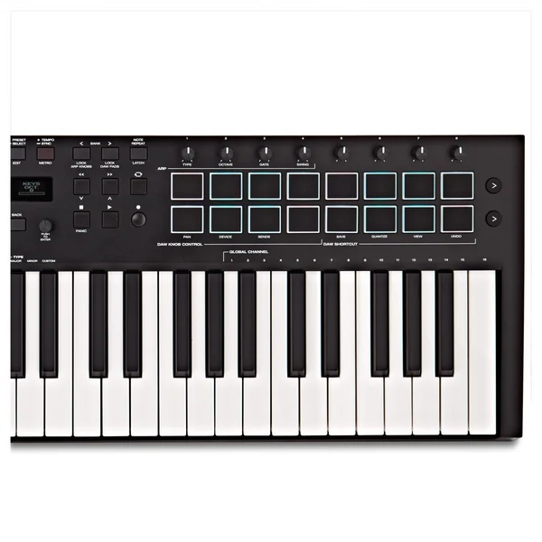 M-Audio Oxygen Pro 49 – Clavier Maître MIDI 49 Touches
