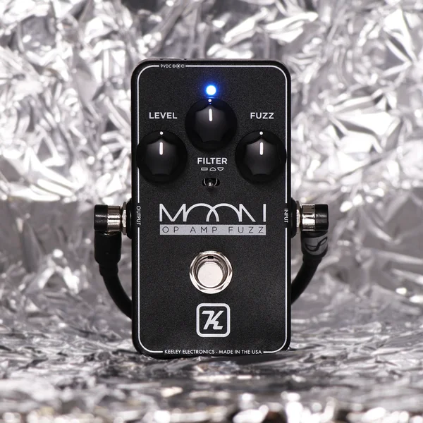 Moon Op Amp