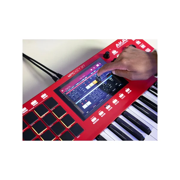 MPC-KEY37 AKAI PROFESSIONAL - 37 touches, 16 pads, écran tactile 7", autonome, sampling