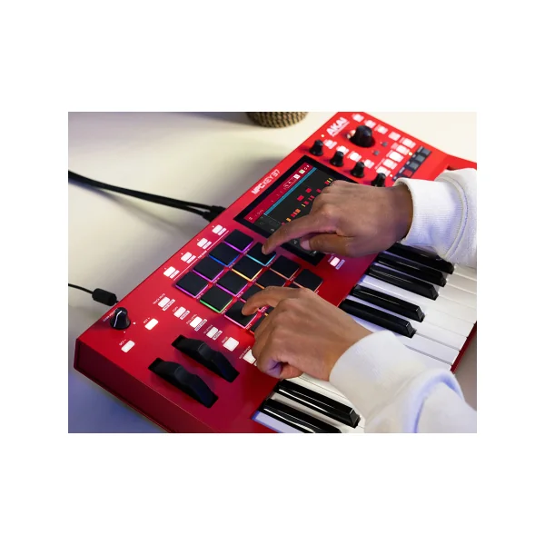 MPC-KEY37 AKAI PROFESSIONAL - 37 touches, 16 pads, écran tactile 7", autonome, sampling