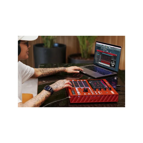 MPC-ONE+ AKAI PROFESSIONAL - 16 pads, 4 encodeurs, écran tactile, WiFi, Bluetooth, 16 Go
