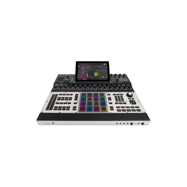 MPC-XL AKAI PROFESSIONAL - 10.1" tactile, 16 pads MPCe, 16 encodeurs, 8 cœurs, 16 Go RAM,