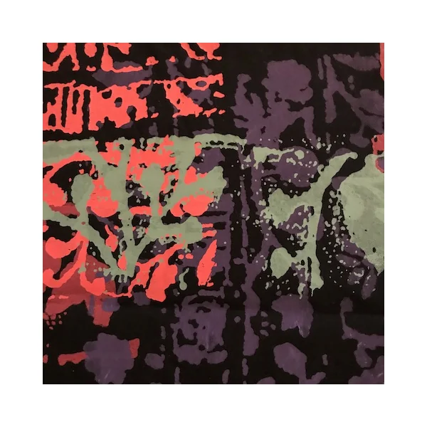 Nappe rectangulaire sur fond noir – Claire Marie Neufville