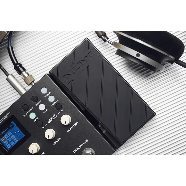 NUX MG-300 – Pédale Multi-Effets