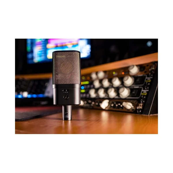 OC16 Studio Set