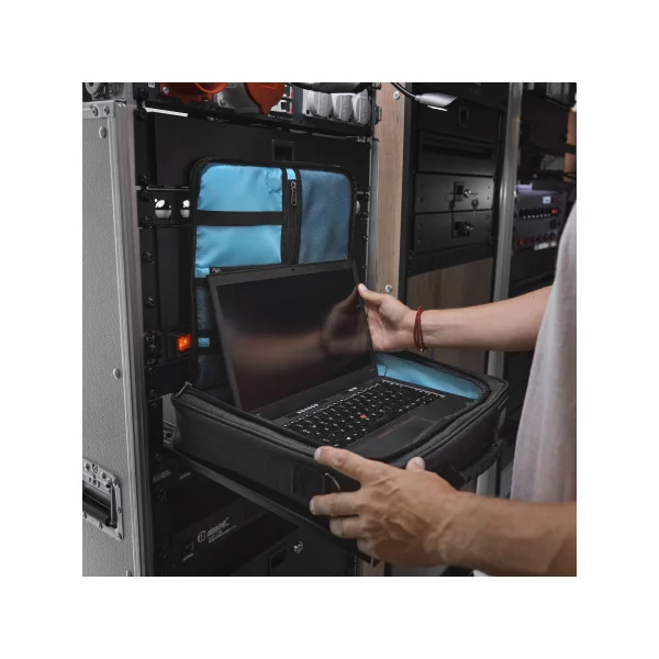 ORGAFLEX® RACK BAG 02 - Sac d’organisation rembourré pour racks de 19″ (2U)