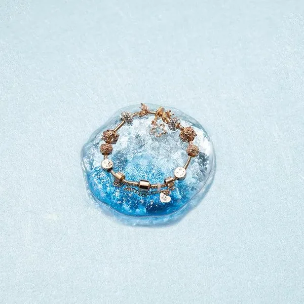 Pendentif plaqué or 14 carats / 18 carats