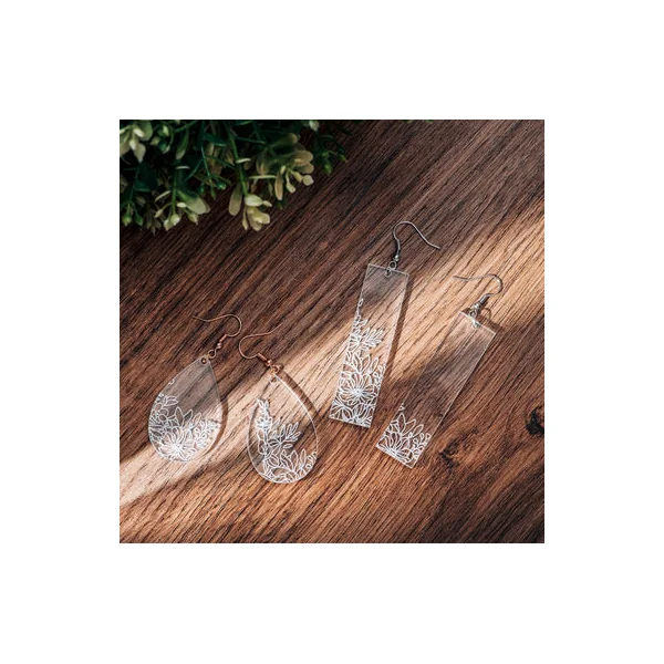 Plaque acrylique plexiglas transparente brillante