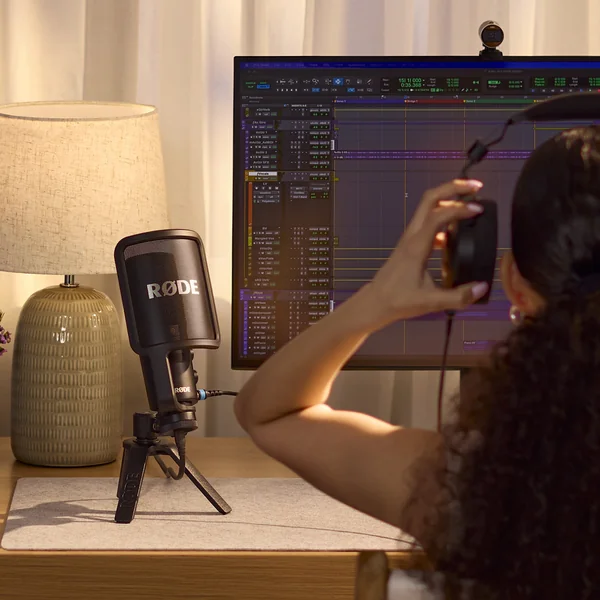RØDE NT-USB+ USB Microphones Pack de démarrage