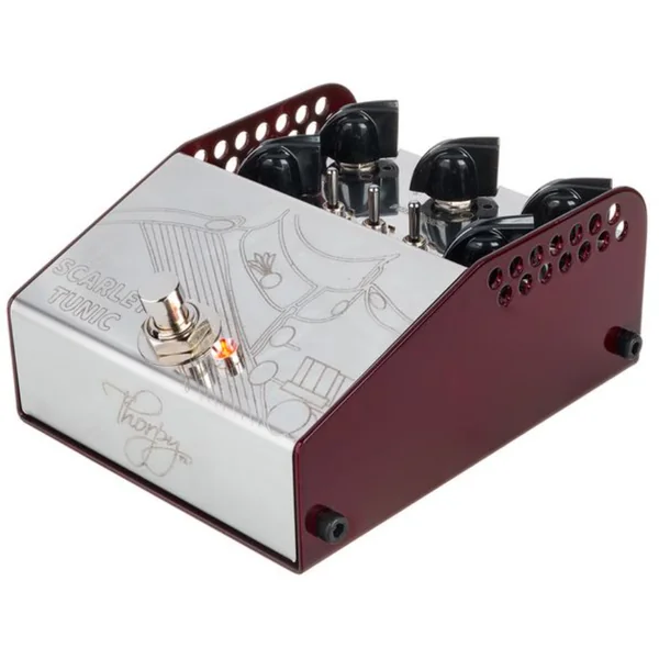 Scarlet Tunic Analog Amp Emulator