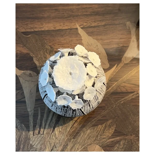 Sculpture en grès et porcelaine Planète-fleurs – Sylvie Souton Chany