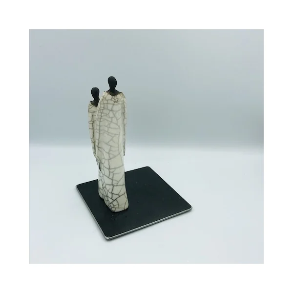 Sculpture Raku 2 personnages – Sylvie Souton Chany