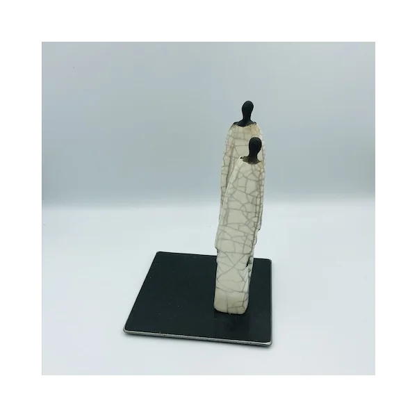 Sculpture Raku 2 personnages – Sylvie Souton Chany