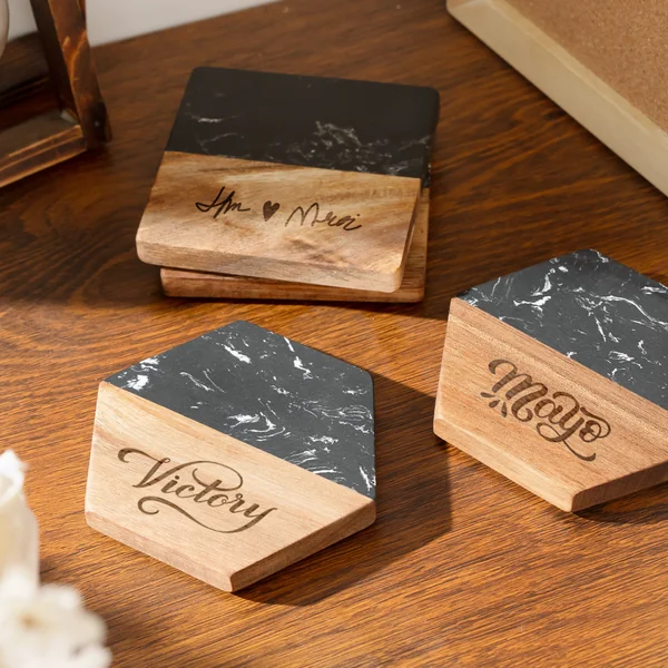 Sous-verres carrés en marbre noir et bois (4 pcs)