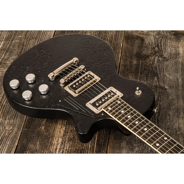 SteelDeville #21008 - black on roses