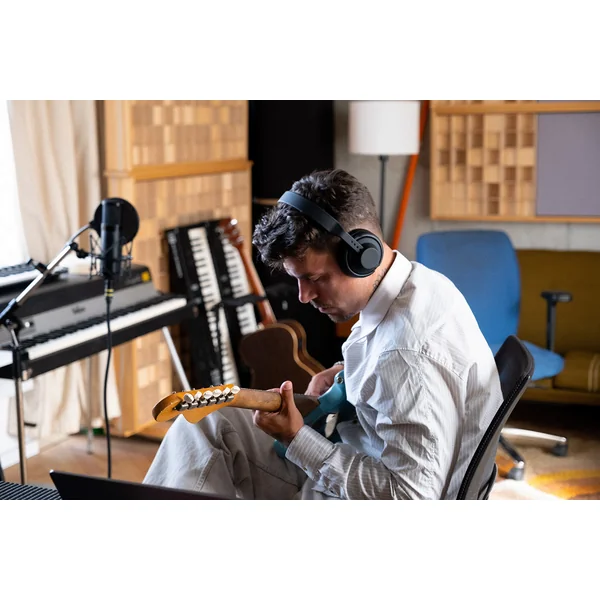 TMA-2 Studio Wireless
