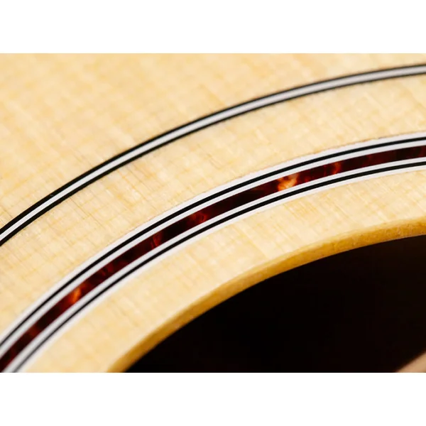 Traditional USA D-40 - natural