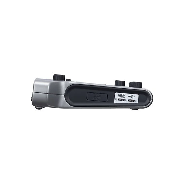 Zoom P4 PodTrak - Enregistreur Portable et Interface Audio